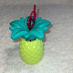 Victorias Secret Pink plastic pineapple drink glass with lid &!straw